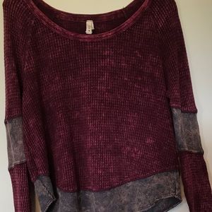 We The Free Acid Wash Thermal Top. (XS)